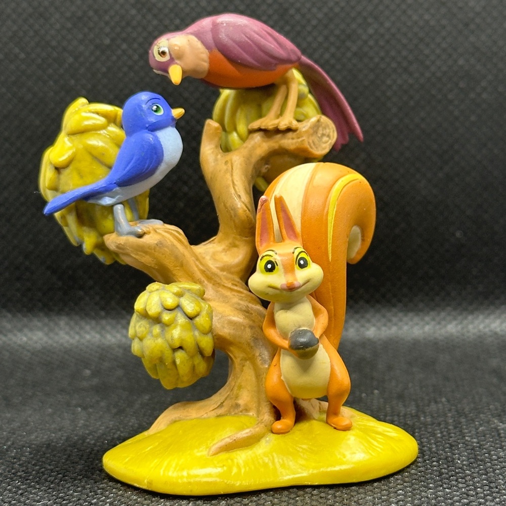 Disney Jr. Sofia the First, Squirrel and Birds Figurine